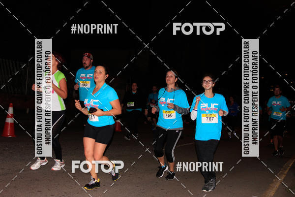 Buy your photos of the eventPUC NIGHT RUN on Fotop
