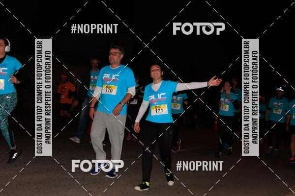 Buy your photos of the eventPUC NIGHT RUN on Fotop