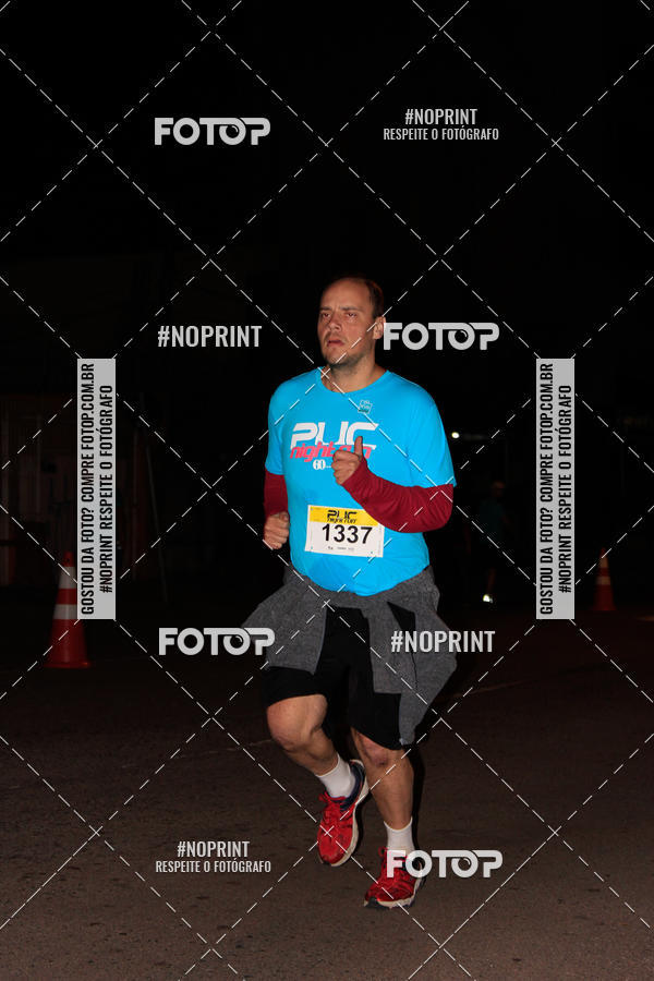 Buy your photos of the eventPUC NIGHT RUN on Fotop