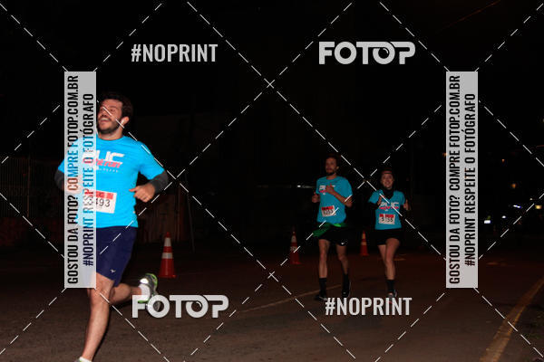 Buy your photos of the eventPUC NIGHT RUN on Fotop