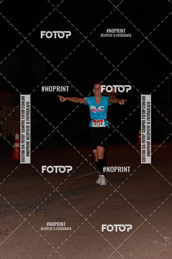 Buy your photos of the eventPUC NIGHT RUN on Fotop