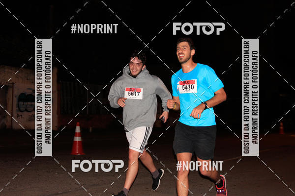 Buy your photos of the eventPUC NIGHT RUN on Fotop
