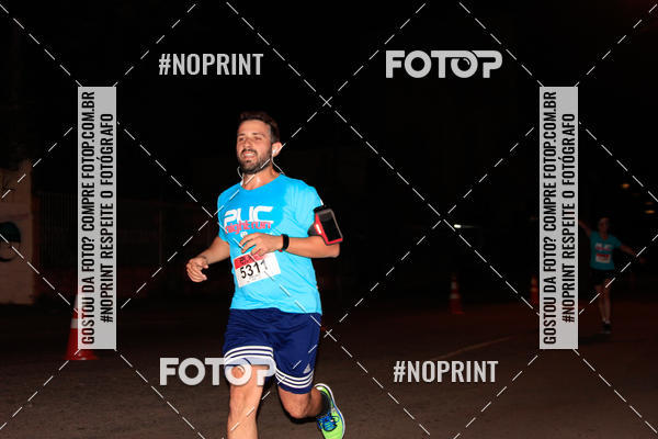 Buy your photos of the eventPUC NIGHT RUN on Fotop