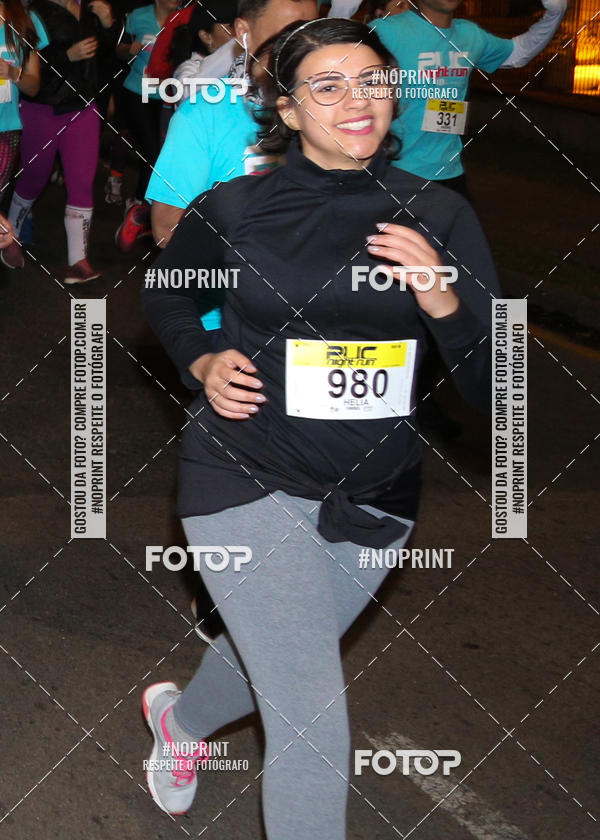 Buy your photos of the eventPUC NIGHT RUN on Fotop