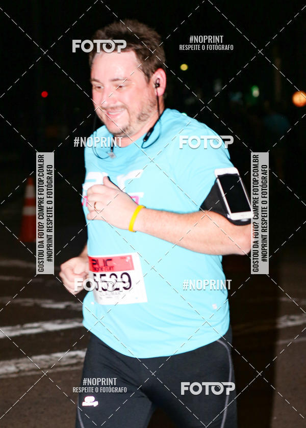 Buy your photos of the eventPUC NIGHT RUN on Fotop