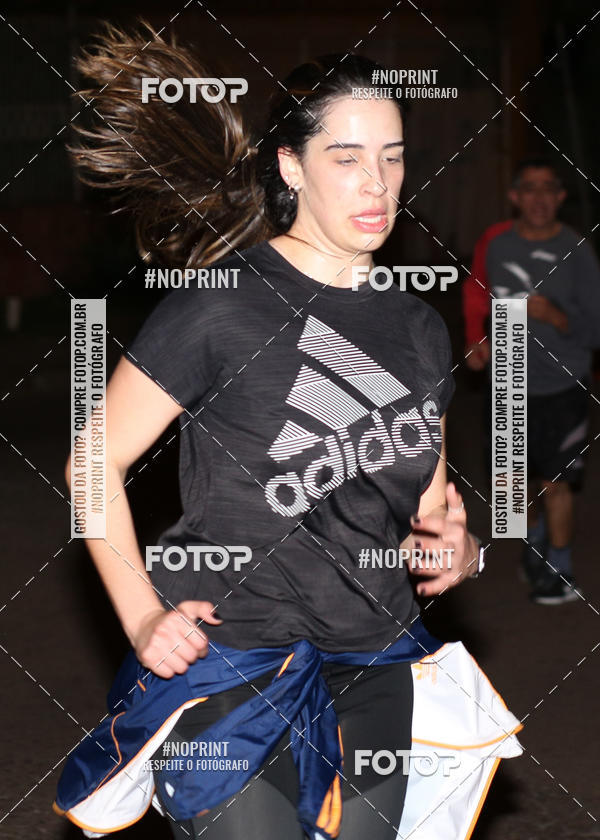 Buy your photos of the eventPUC NIGHT RUN on Fotop