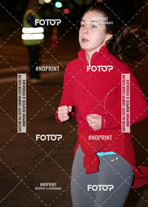 Buy your photos of the eventPUC NIGHT RUN on Fotop