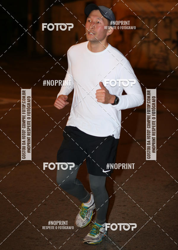 Buy your photos of the eventPUC NIGHT RUN on Fotop