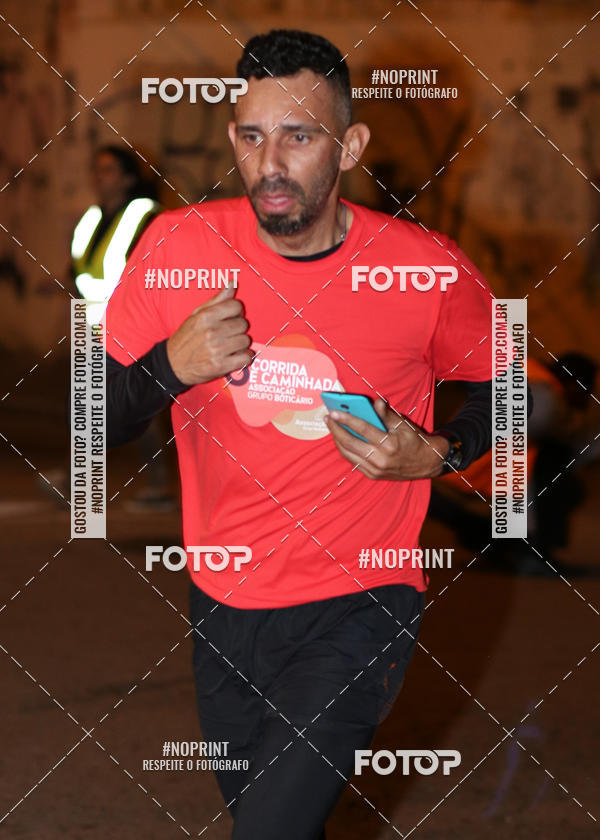 Buy your photos of the eventPUC NIGHT RUN on Fotop