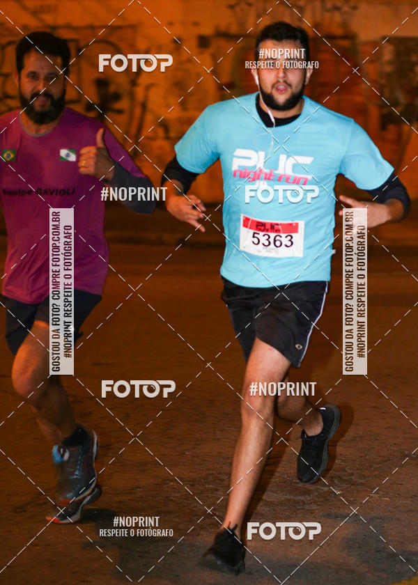 Buy your photos of the eventPUC NIGHT RUN on Fotop