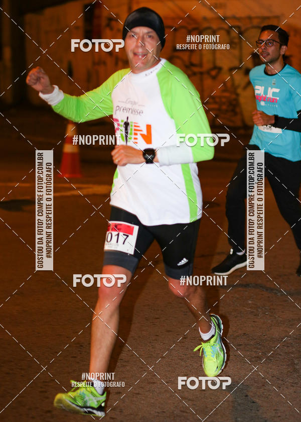 Buy your photos of the eventPUC NIGHT RUN on Fotop