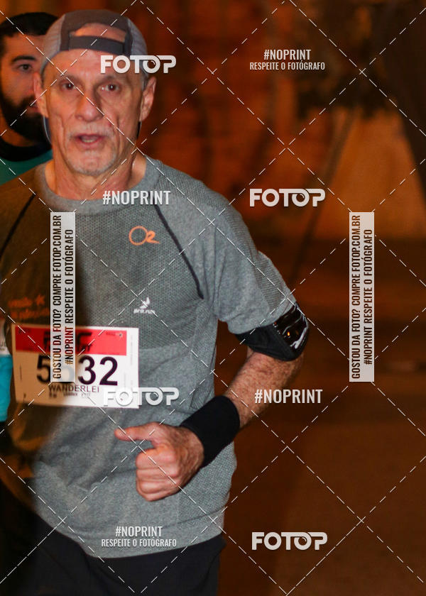 Buy your photos of the eventPUC NIGHT RUN on Fotop