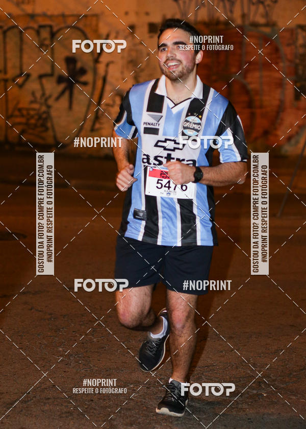 Buy your photos of the eventPUC NIGHT RUN on Fotop