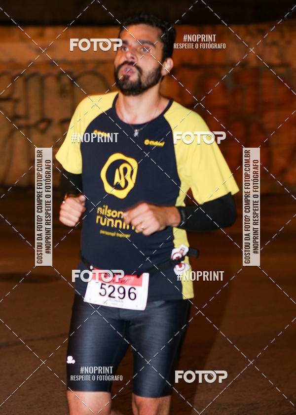 Buy your photos of the eventPUC NIGHT RUN on Fotop