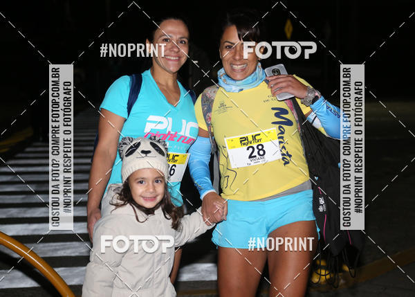 Buy your photos of the eventPUC NIGHT RUN on Fotop