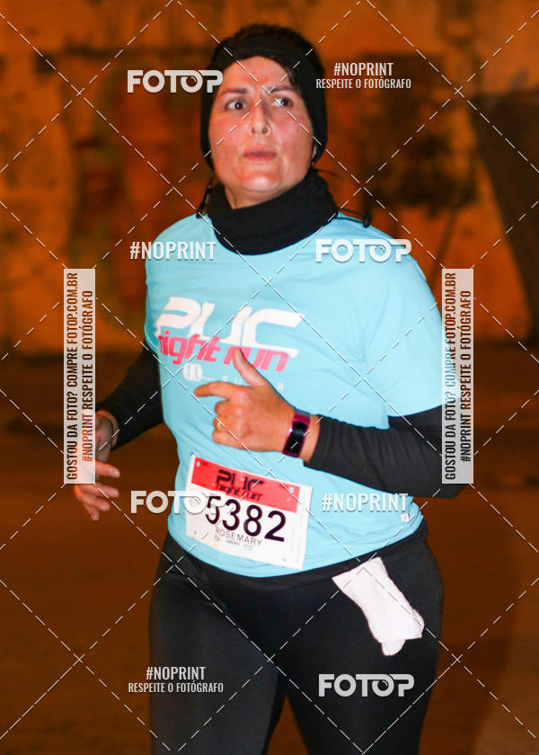 Buy your photos of the eventPUC NIGHT RUN on Fotop