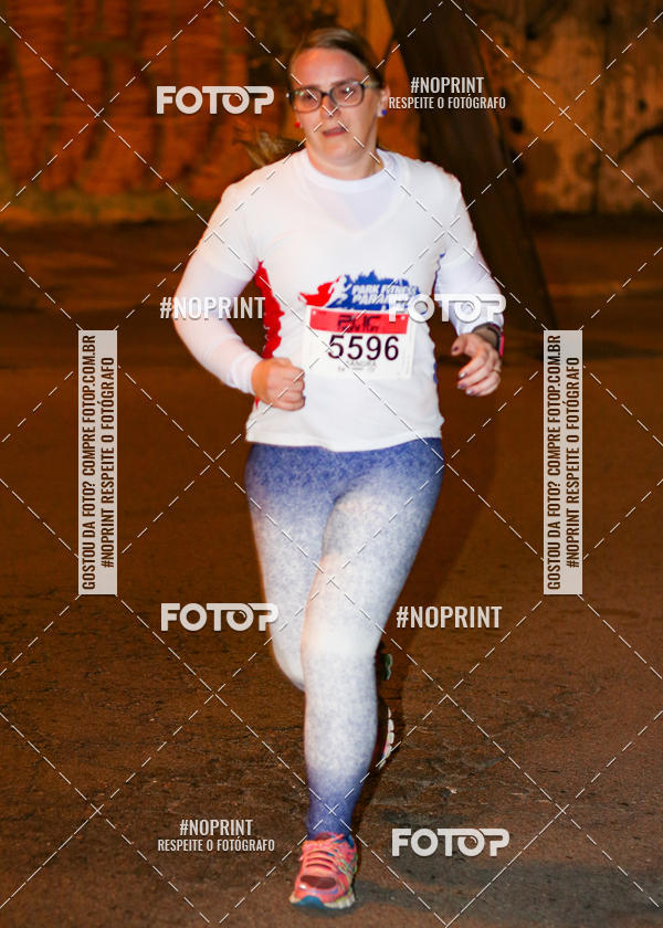 Buy your photos of the eventPUC NIGHT RUN on Fotop