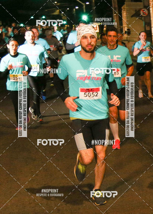 Buy your photos of the eventPUC NIGHT RUN on Fotop