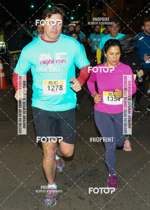 Buy your photos of the eventPUC NIGHT RUN on Fotop