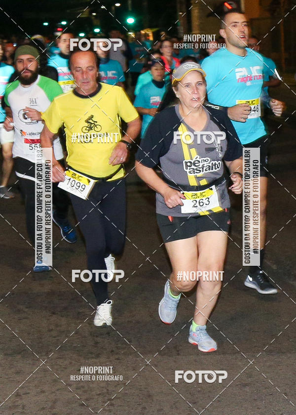 Buy your photos of the eventPUC NIGHT RUN on Fotop
