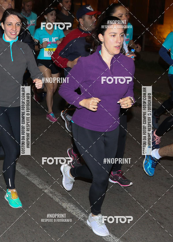 Buy your photos of the eventPUC NIGHT RUN on Fotop