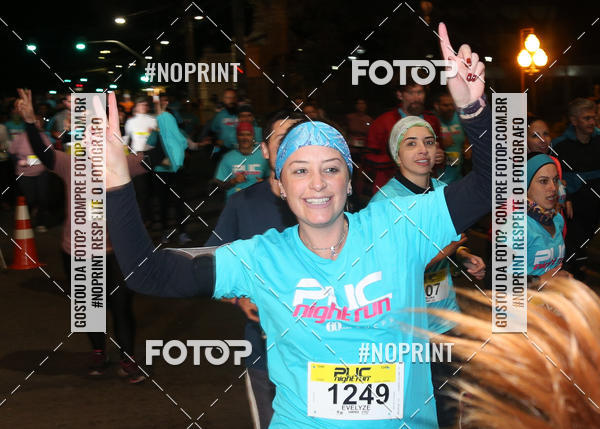 Buy your photos of the eventPUC NIGHT RUN on Fotop