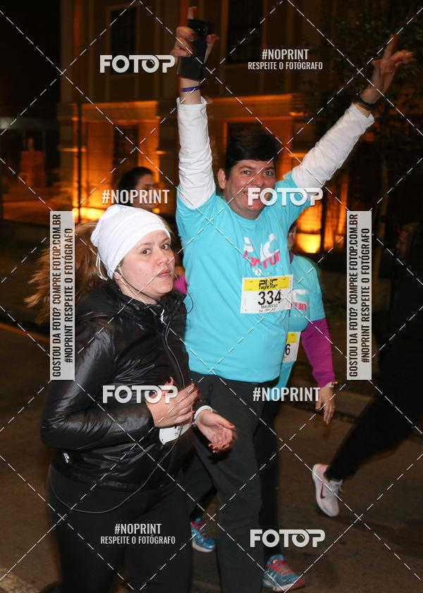 Buy your photos of the eventPUC NIGHT RUN on Fotop