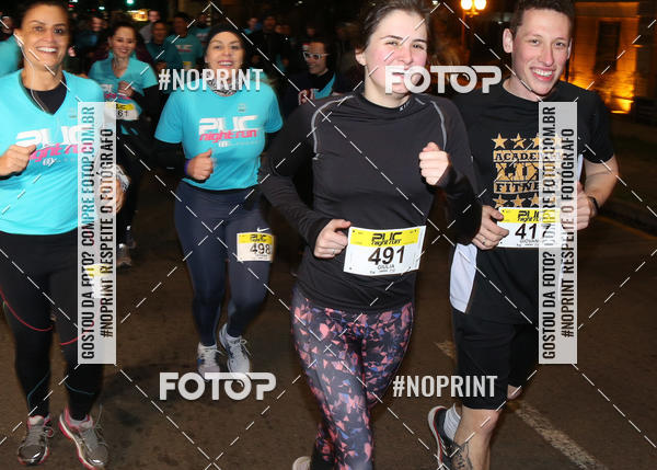 Buy your photos of the eventPUC NIGHT RUN on Fotop