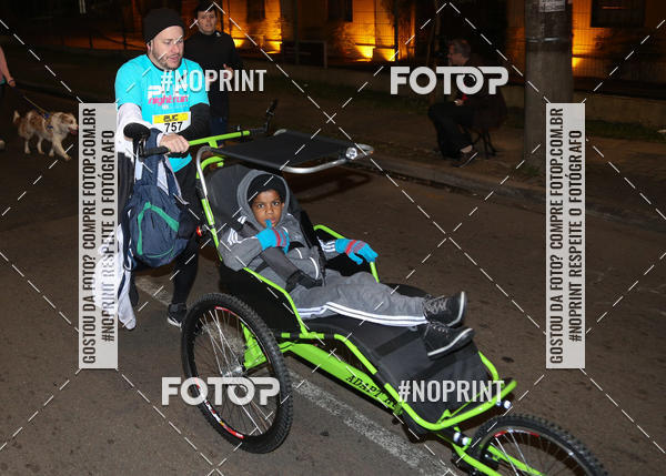 Buy your photos of the eventPUC NIGHT RUN on Fotop