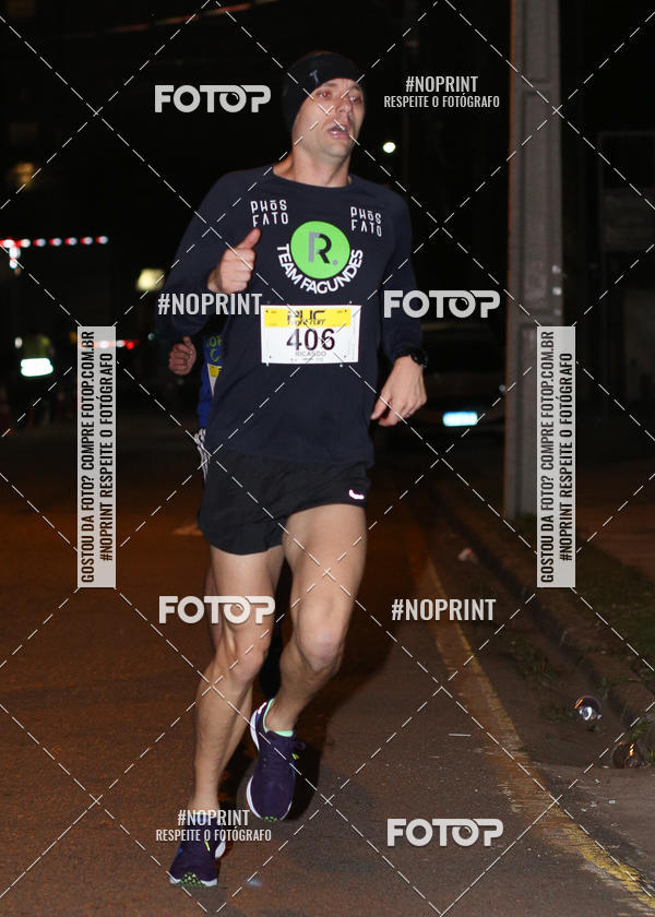 Buy your photos of the eventPUC NIGHT RUN on Fotop