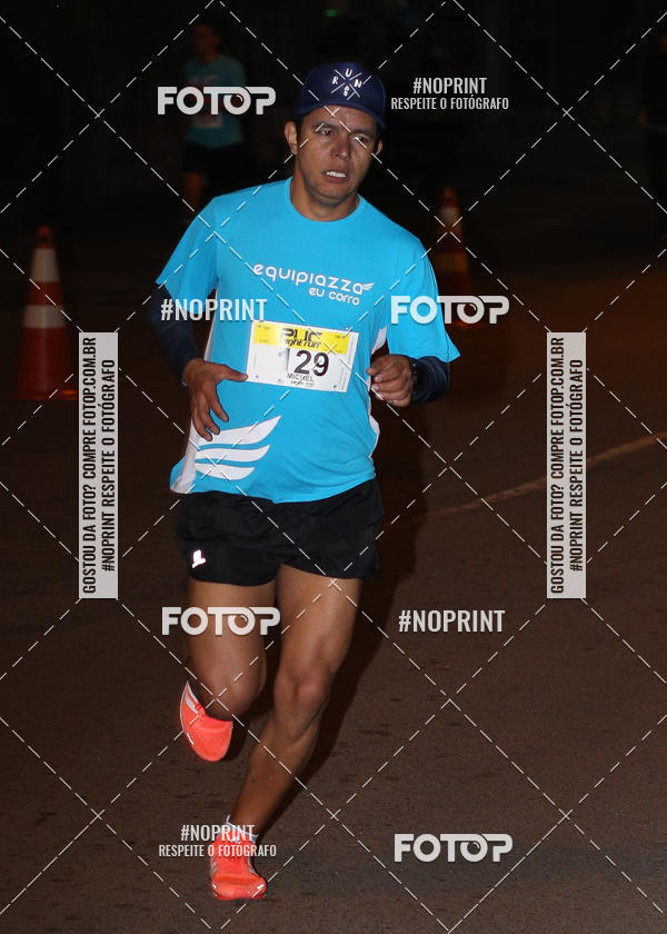 Buy your photos of the eventPUC NIGHT RUN on Fotop