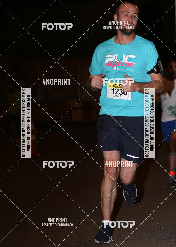Buy your photos of the eventPUC NIGHT RUN on Fotop