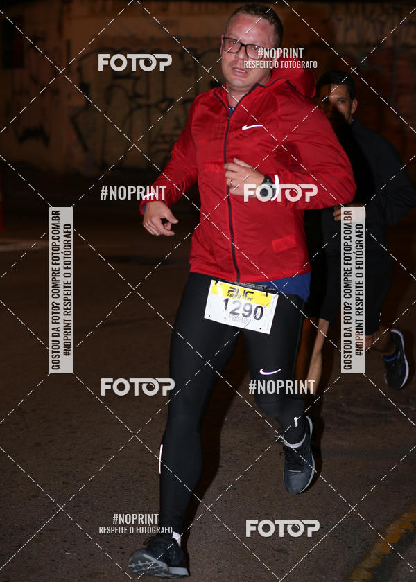 Buy your photos of the eventPUC NIGHT RUN on Fotop