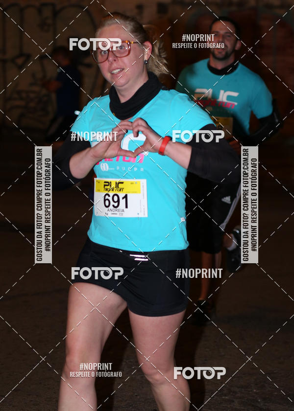 Buy your photos of the eventPUC NIGHT RUN on Fotop