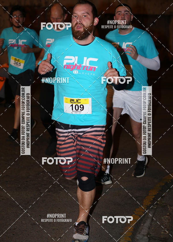 Buy your photos of the eventPUC NIGHT RUN on Fotop