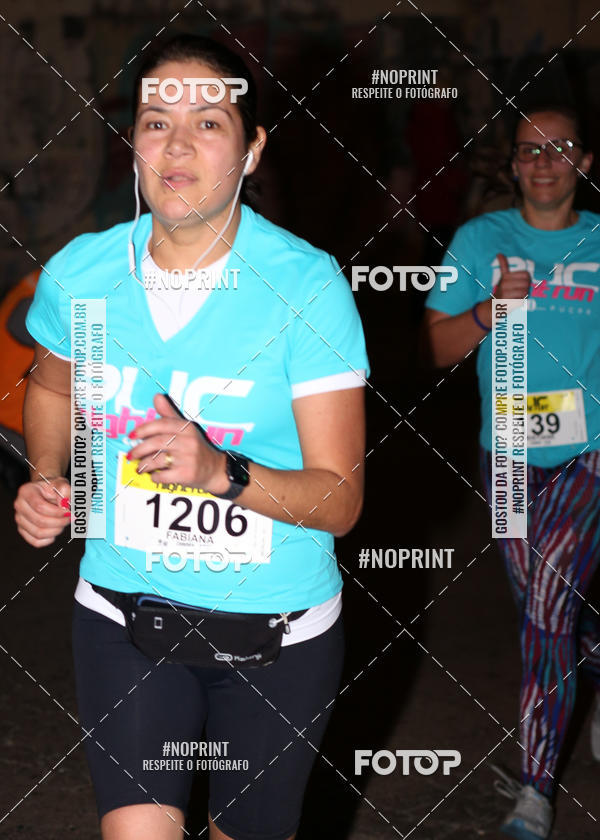 Buy your photos of the eventPUC NIGHT RUN on Fotop