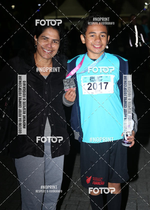 Buy your photos of the eventPUC NIGHT RUN on Fotop