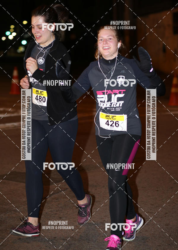 Buy your photos of the eventPUC NIGHT RUN on Fotop