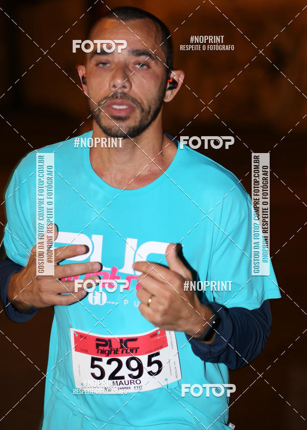 Buy your photos of the eventPUC NIGHT RUN on Fotop