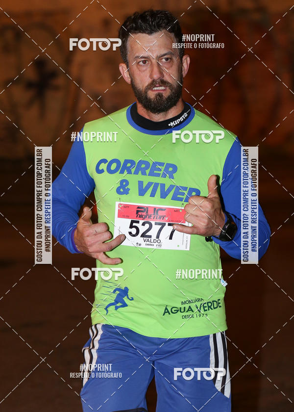 Buy your photos of the eventPUC NIGHT RUN on Fotop