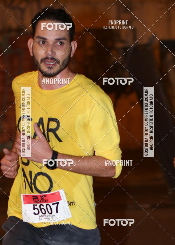 Buy your photos of the eventPUC NIGHT RUN on Fotop