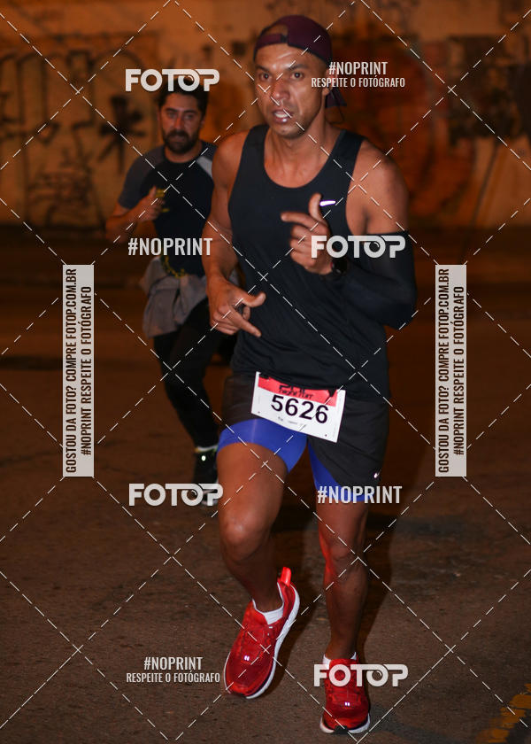 Buy your photos of the eventPUC NIGHT RUN on Fotop