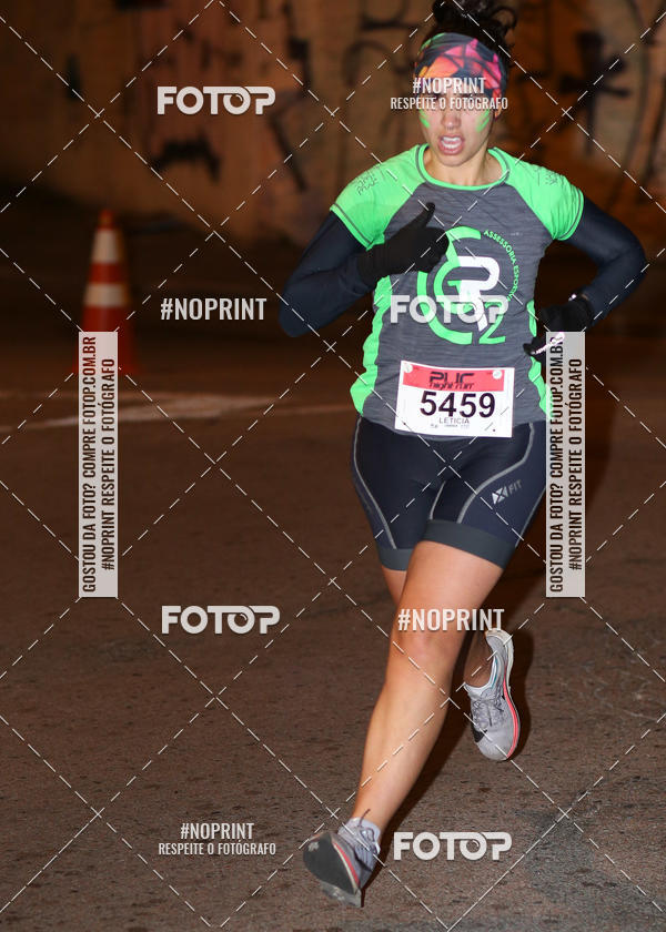 Buy your photos of the eventPUC NIGHT RUN on Fotop