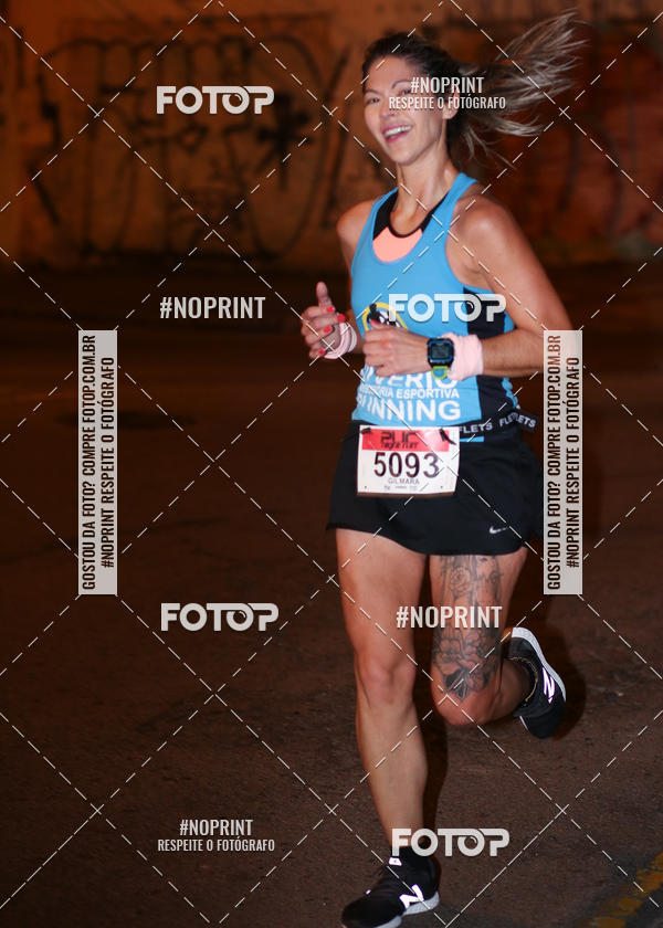 Buy your photos of the eventPUC NIGHT RUN on Fotop