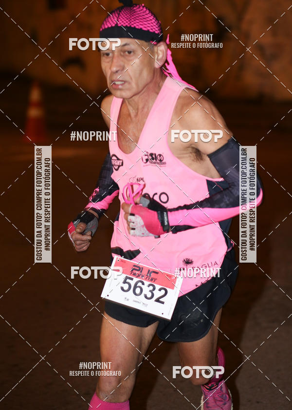 Buy your photos of the eventPUC NIGHT RUN on Fotop