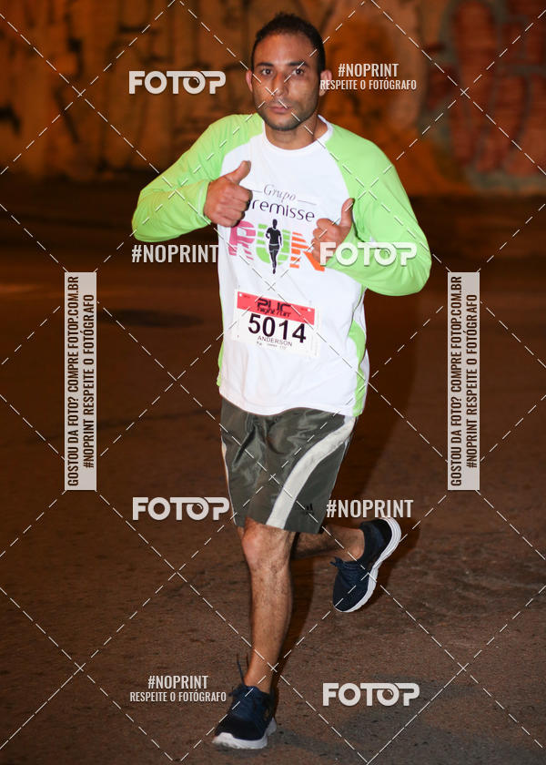 Buy your photos of the eventPUC NIGHT RUN on Fotop