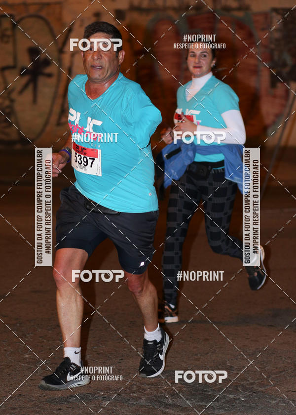 Buy your photos of the eventPUC NIGHT RUN on Fotop