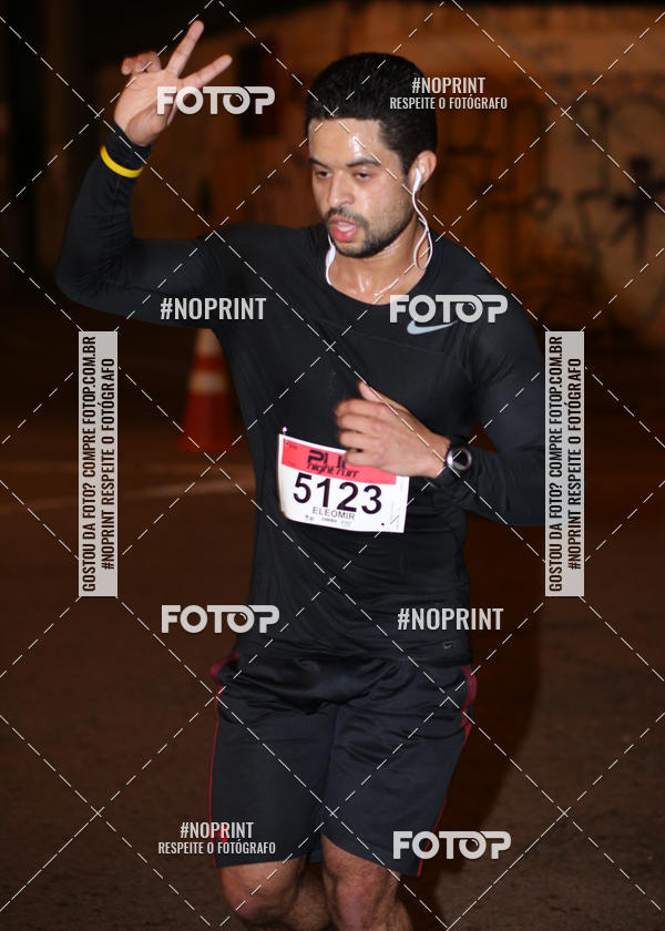 Buy your photos of the eventPUC NIGHT RUN on Fotop