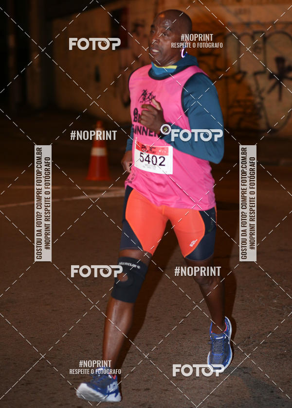 Buy your photos of the eventPUC NIGHT RUN on Fotop