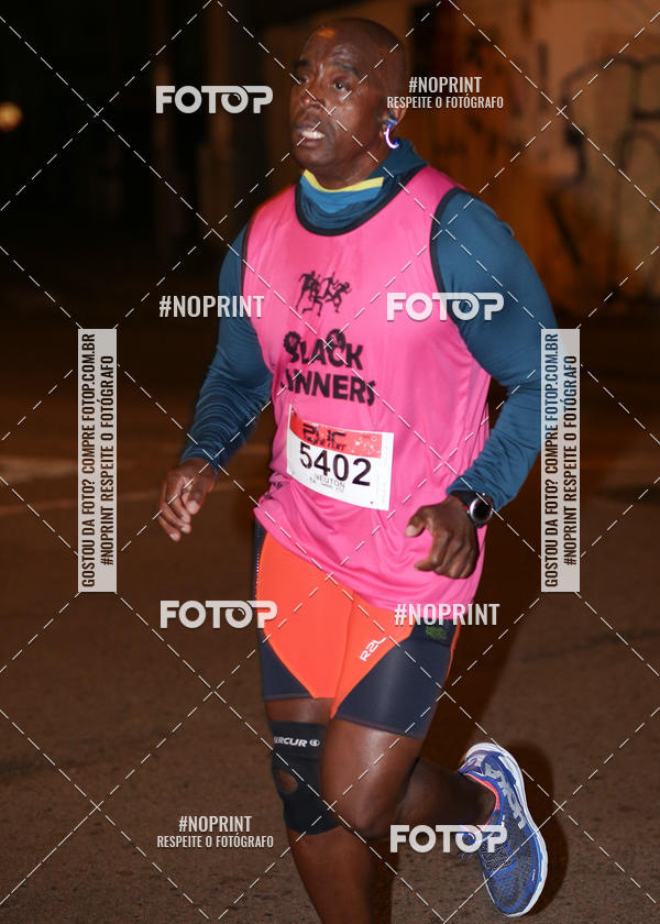 Buy your photos of the eventPUC NIGHT RUN on Fotop